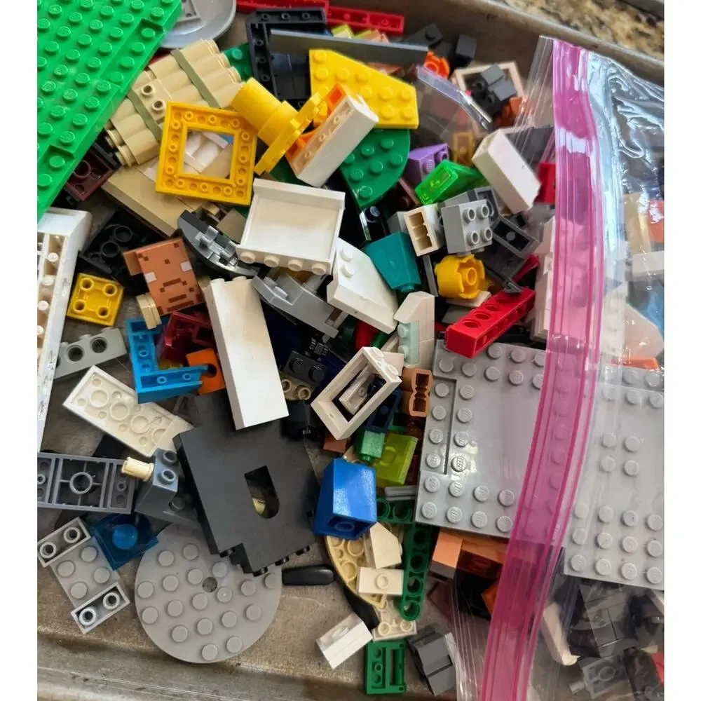 2 lbs Mixed LEGO Lot - Authentic Genuine Bricks Parts & Pieces Cleaned & Sorted - Picture 4 of 4